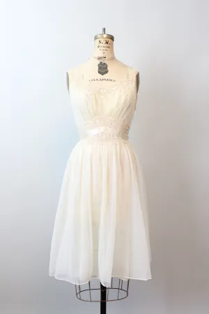 1950s VANITY FAIR lace lingerie nightgown xs | new spring