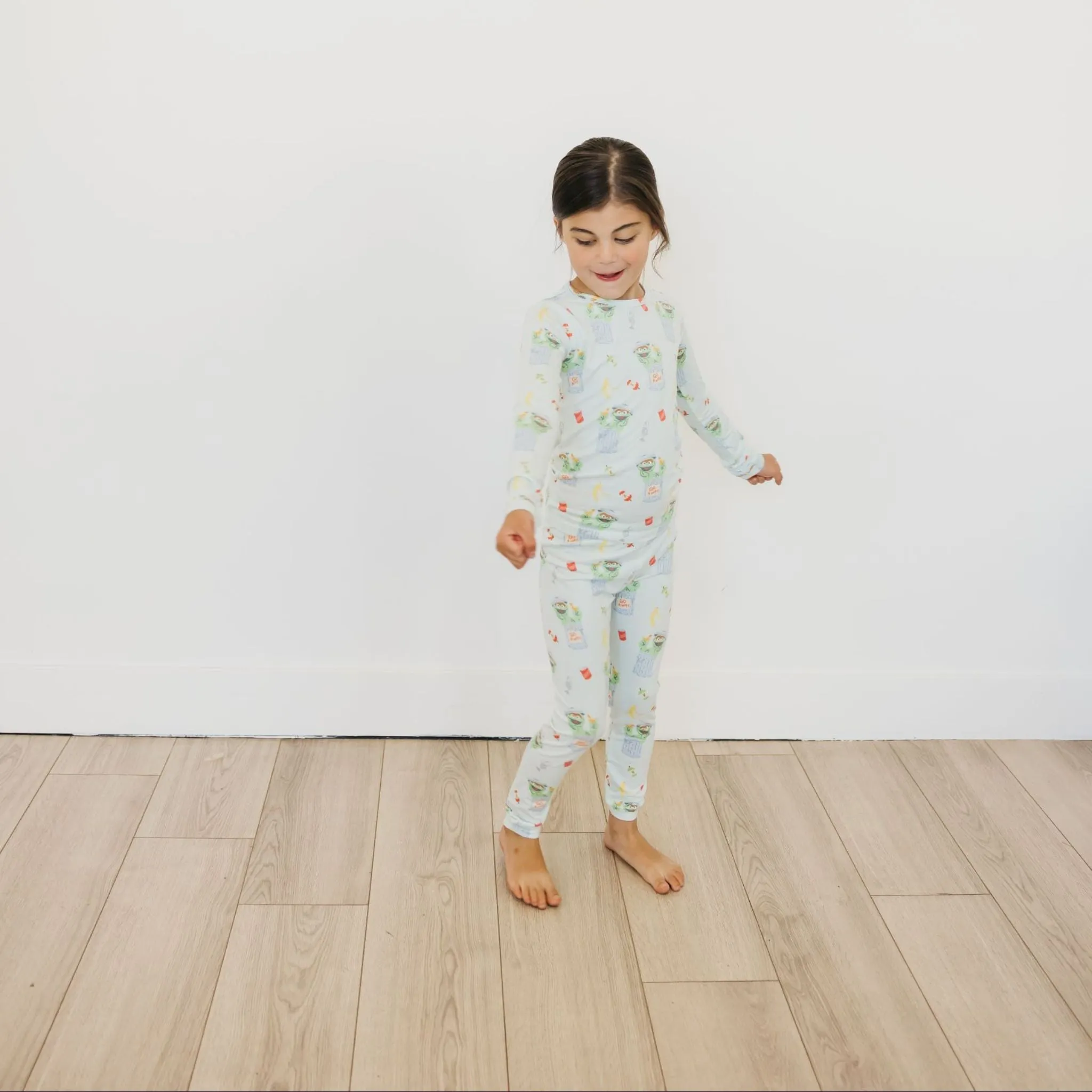 2pc Long Sleeve Pajama Set - Oscar the Grouch