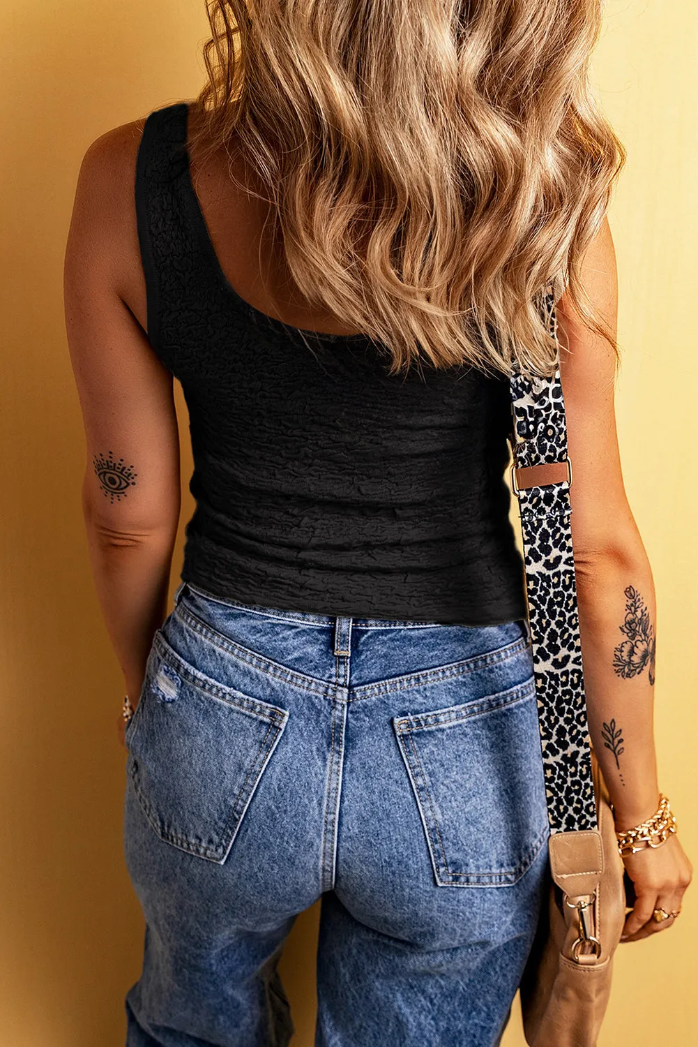 Black Textured U Neck Slim Fit Tank Top