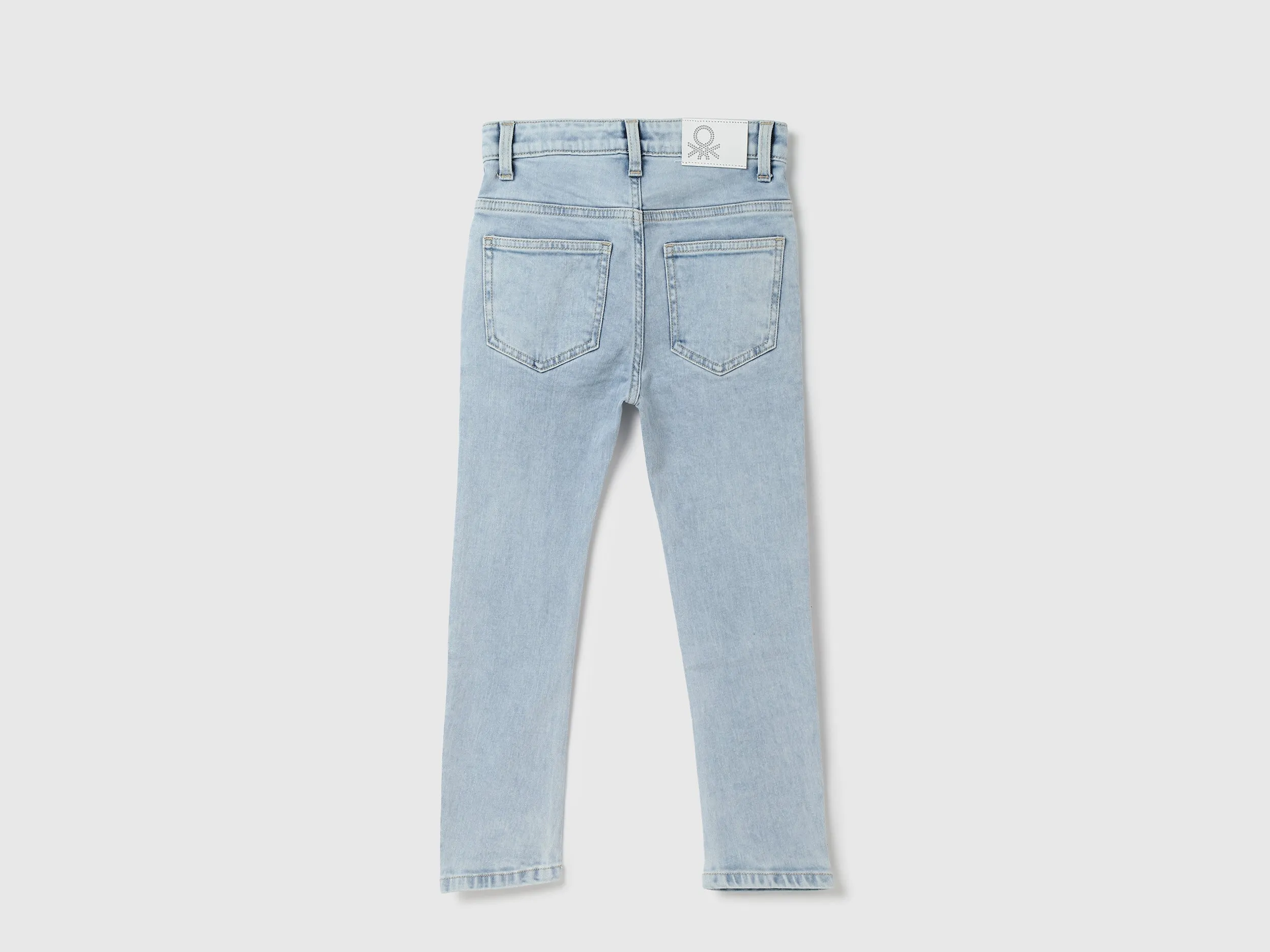 Boys Solid Carrot Fit Jeans