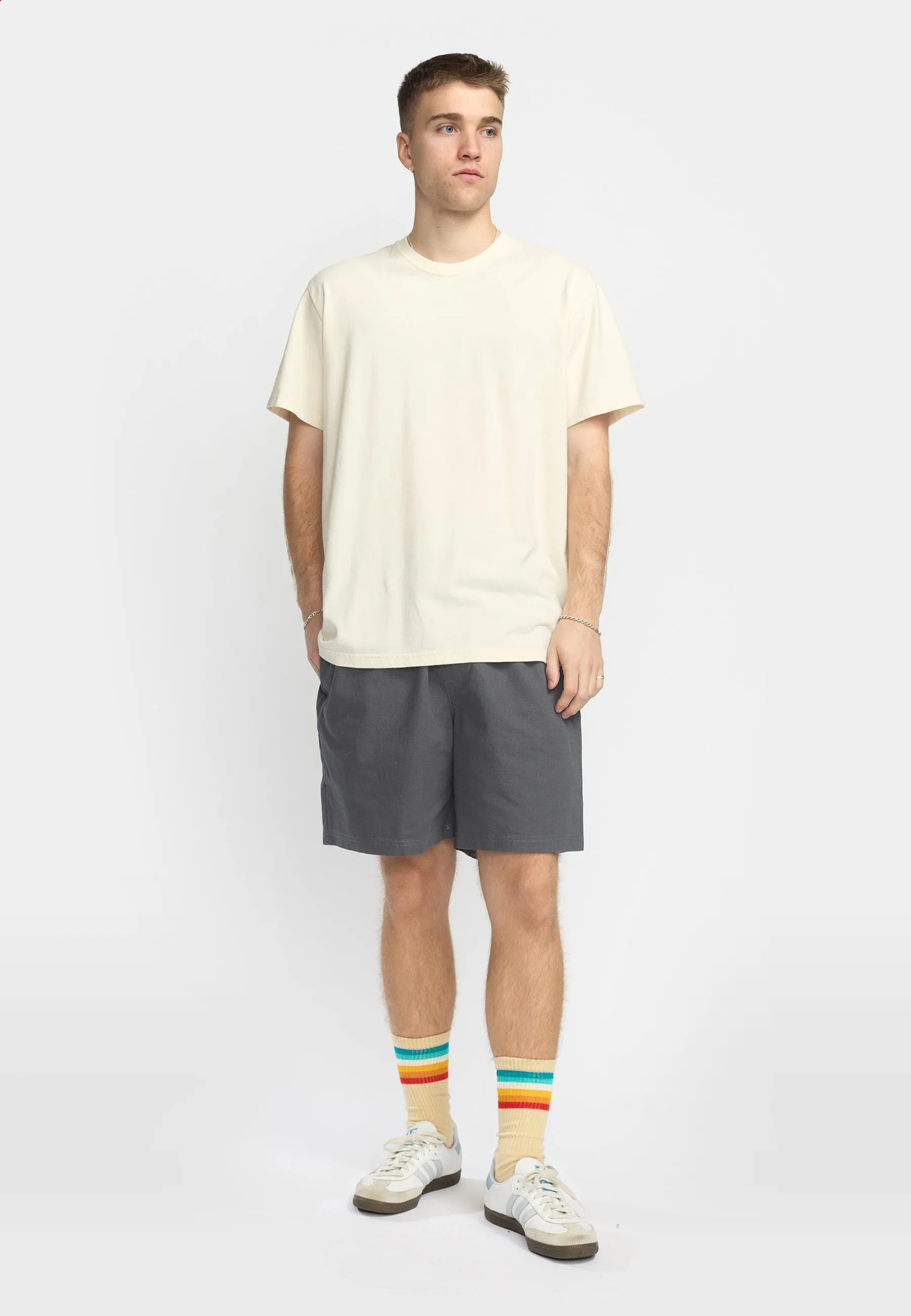 Casual Shorts / 4045 - Darkgrey