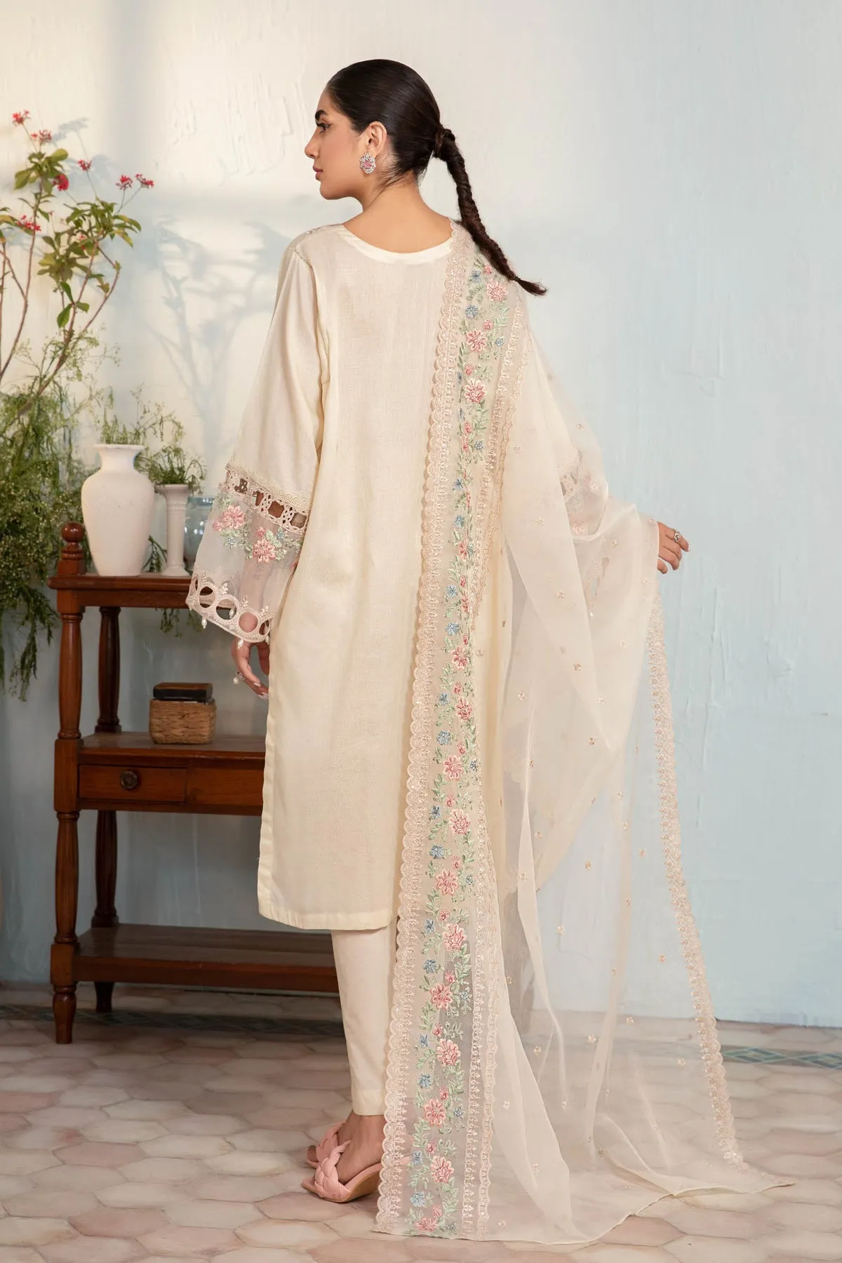 Classic Off White Embroidered Pakistani Salwar Kameez with Dupatta