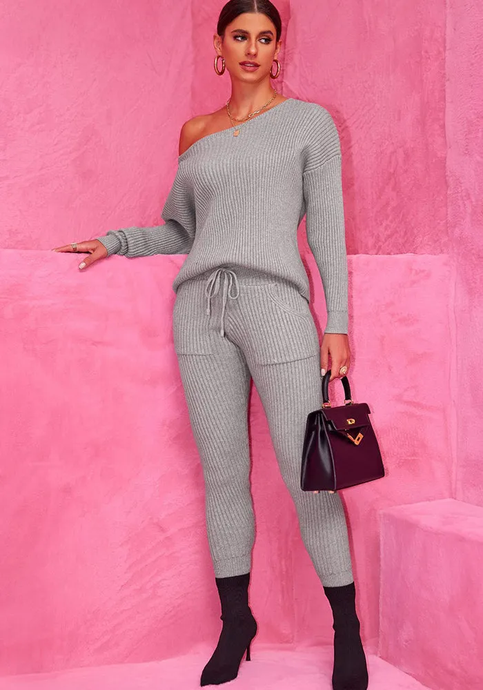 Cozy Round Neck Sweater and Woolen Trousers Set for Effortless Warmth