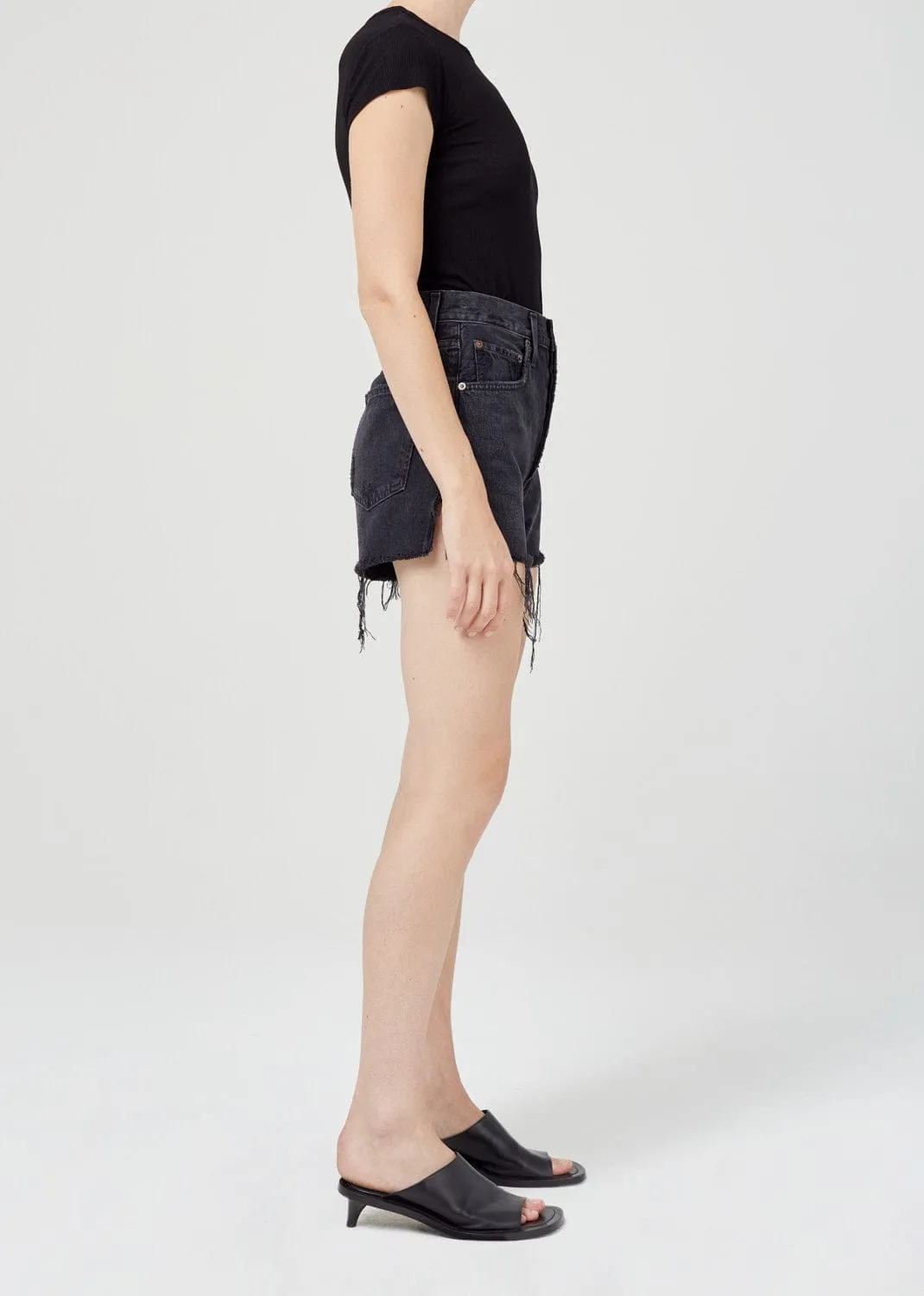Dee Short (Divise)