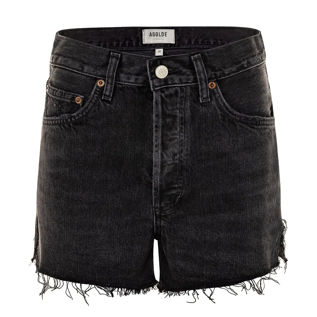 Dee Short (Divise)