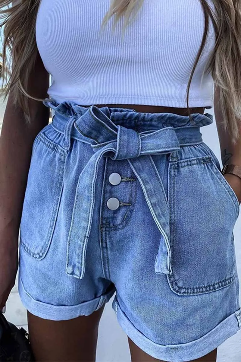 Denim Shorts With Loose Buttons