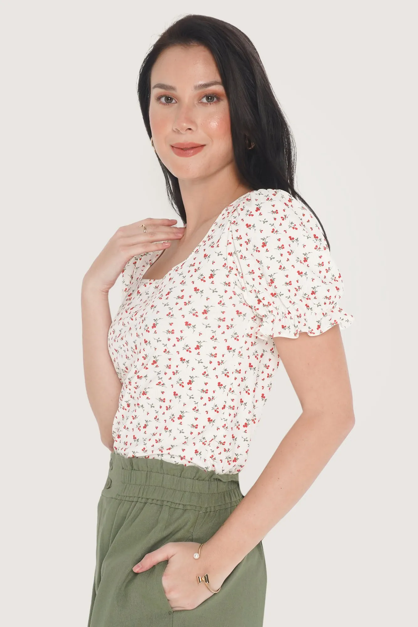 Floral Square Neck Puff Sleeve Tee with Lettuce Trim