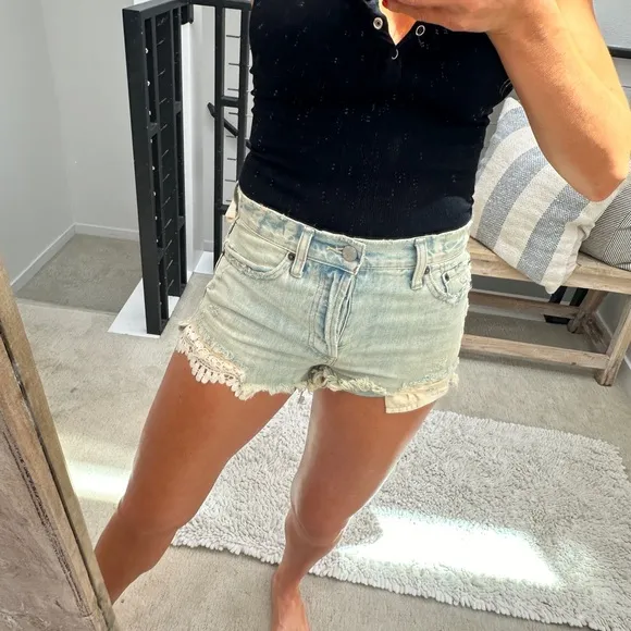 Free People blue Jean frayed Denim Shorts with lace detail summer beach pool 26