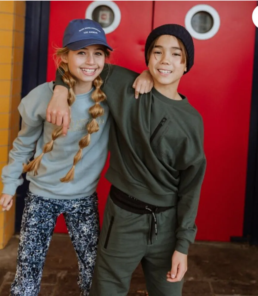 Girls flared trousers:Size 7-14