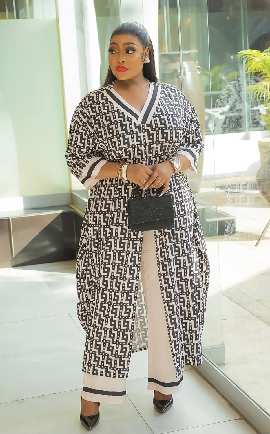 Groovy Chic Too- 2pc Button Embellished Kaftan/Pant SET (2 print design colors)