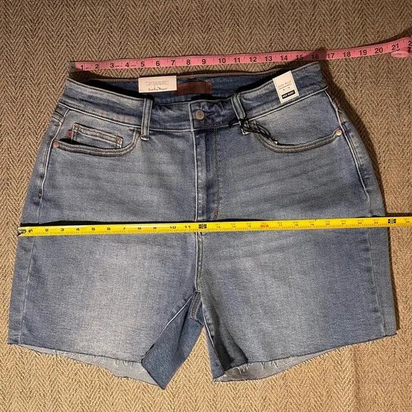 Judy Blue 2XL denim jean shorts hi waist raw hem lite wash JB15276 LT NWT