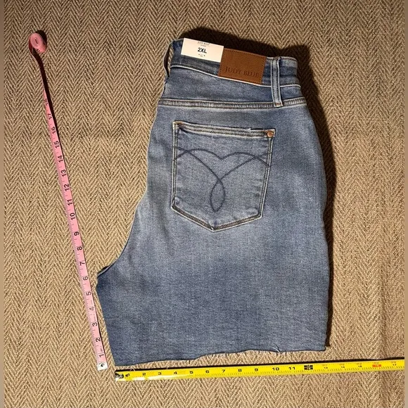 Judy Blue 2XL denim jean shorts hi waist raw hem lite wash JB15276 LT NWT