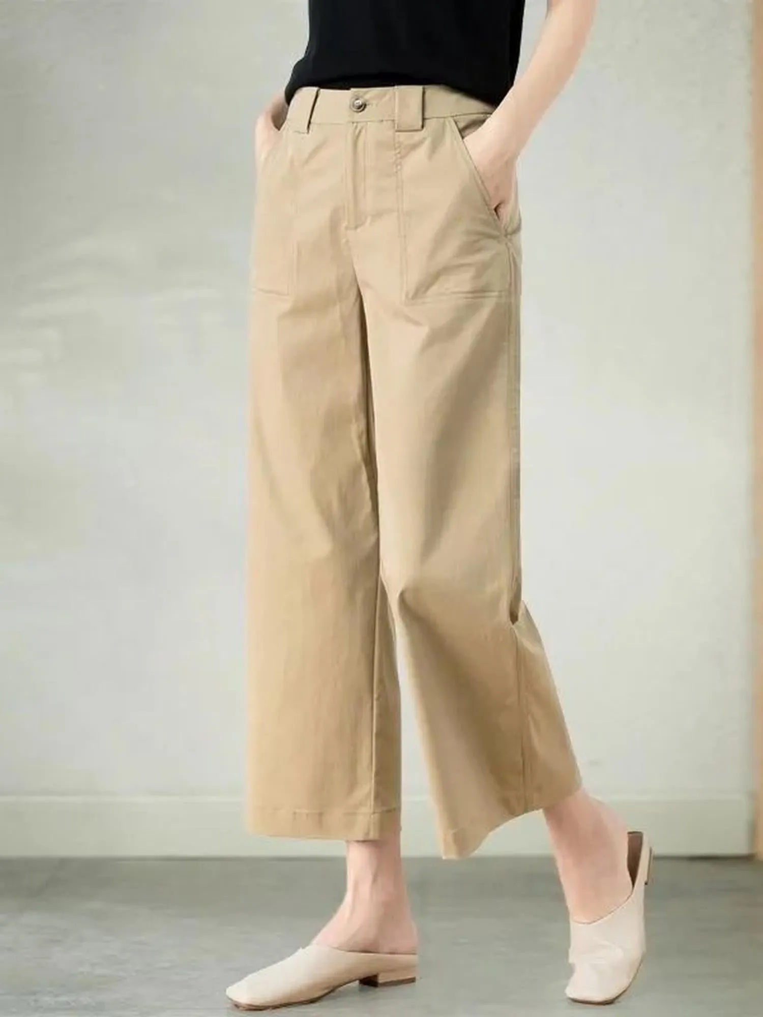 Khaki Solid Cropped Trousers