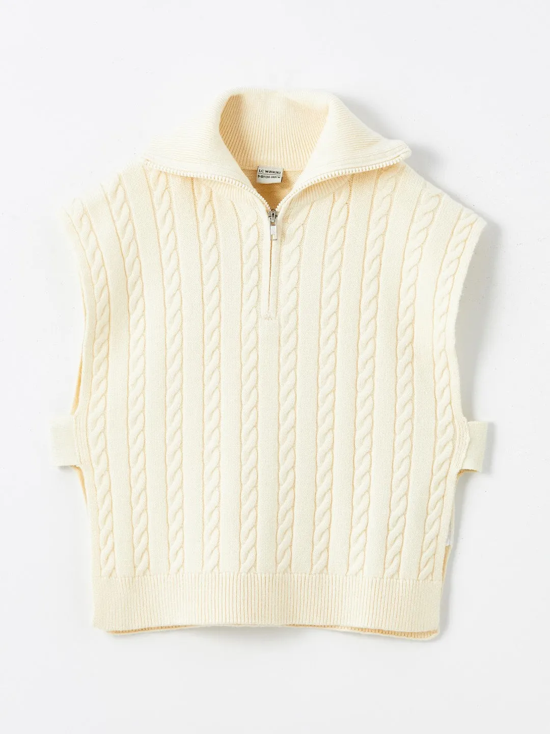 LCW Kids

Pale Beige Stand Collar Self-Patterned Girl's Knitted Sweater