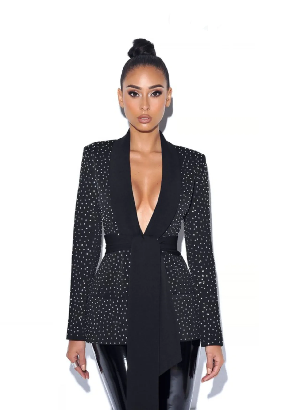 “LEDYS” CRYSTAL EMBELLISHED BLACK BLAZER JACKET.