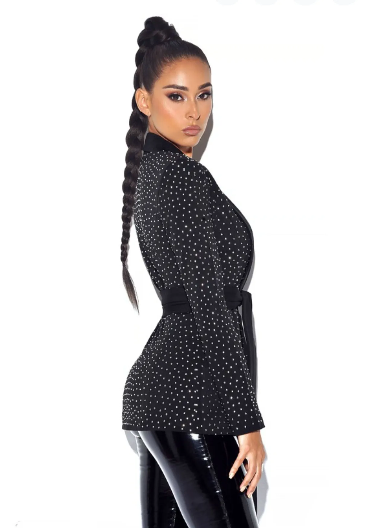 “LEDYS” CRYSTAL EMBELLISHED BLACK BLAZER JACKET.