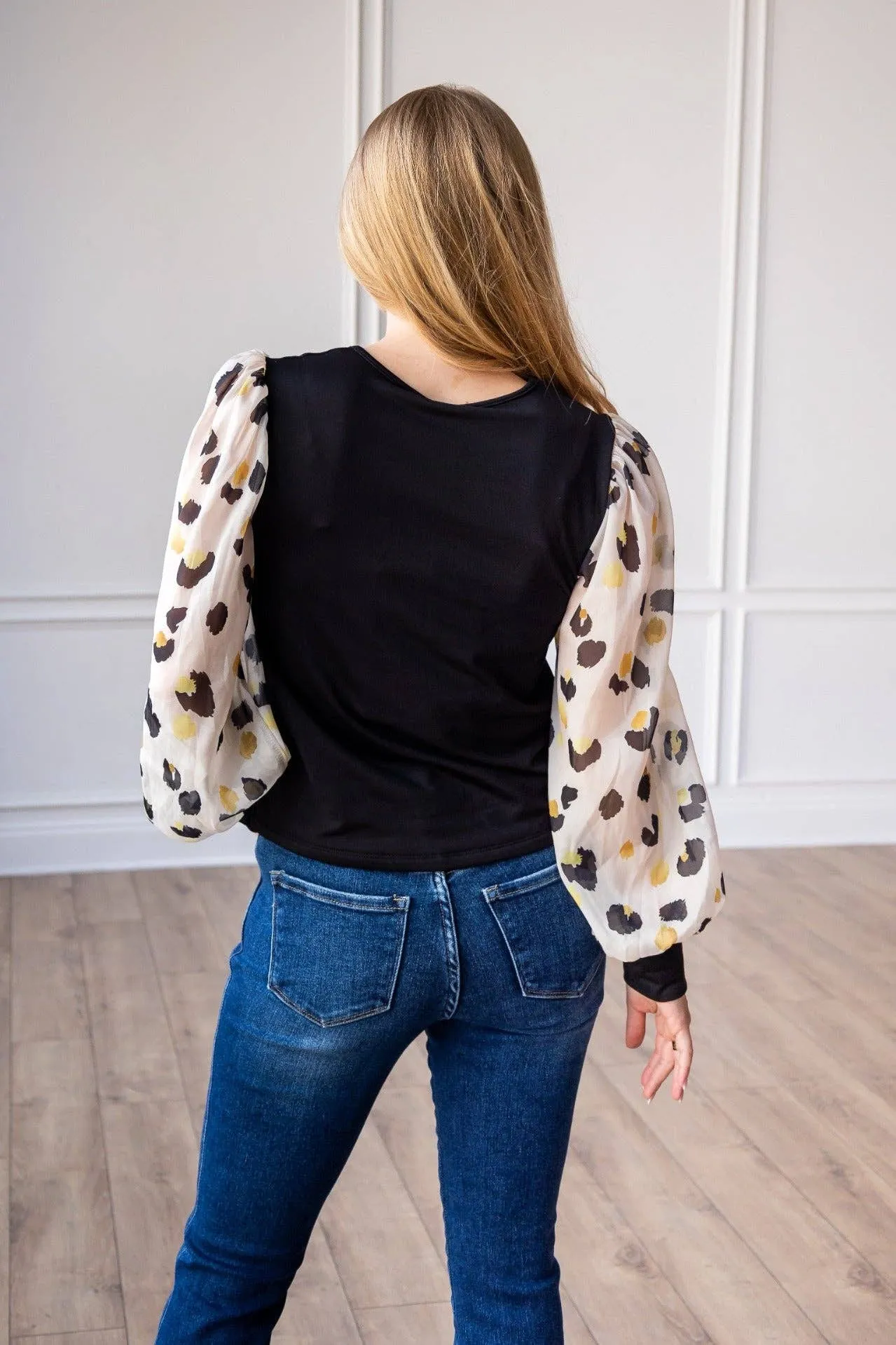 Leopard Dream Balloon Sleeve Top: Black