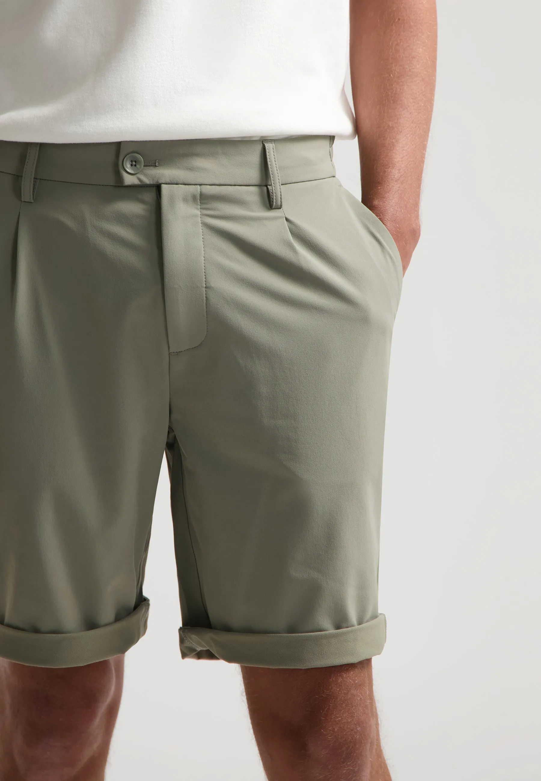Logan Shorts Tech Weave