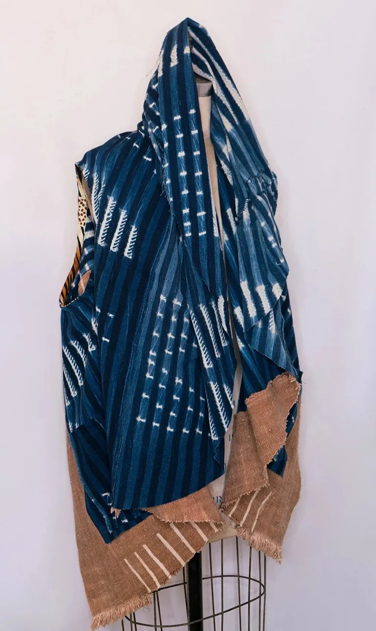 Long Upside Vest