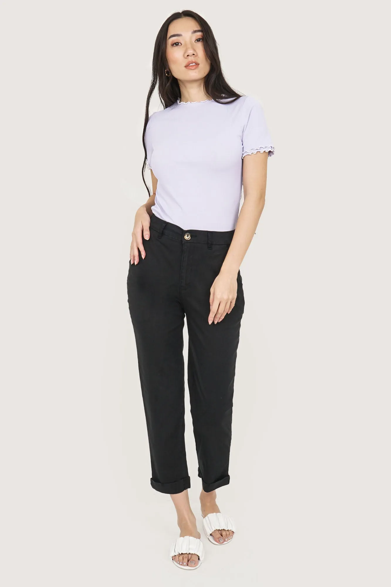 Mock Neck Tee with Double Contrast Lettuce Trim