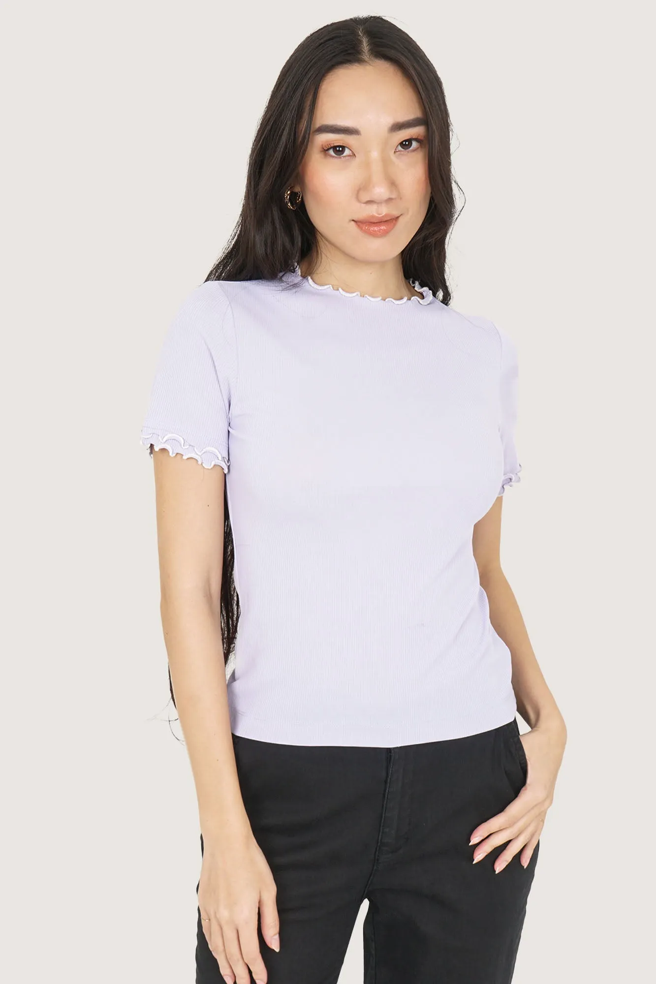 Mock Neck Tee with Double Contrast Lettuce Trim