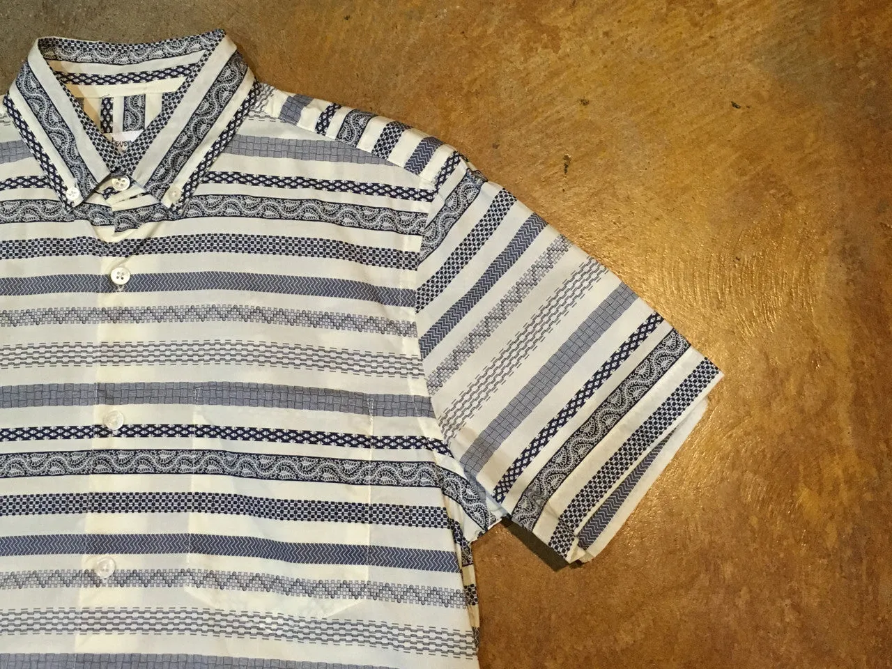 MST0019  Steven Alan Short Sleeve Single Needle Shirt  Navy Patterned