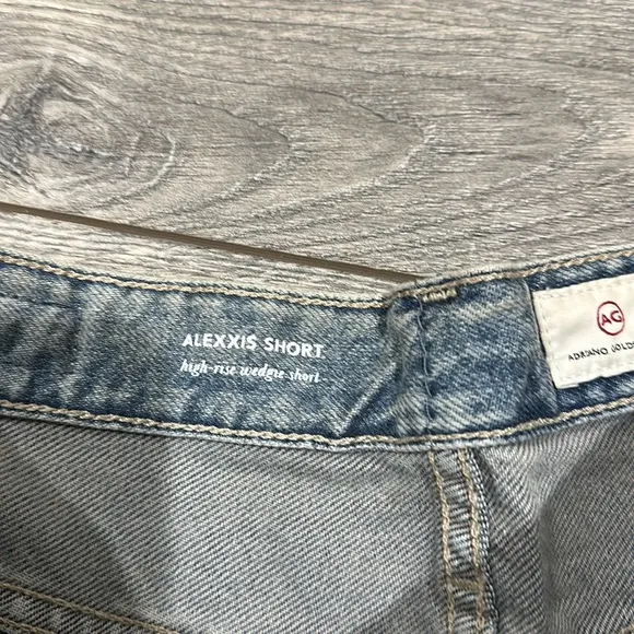 NEW • Adriano Goldschmied • Alexxis Raw Hem High Rise Cotton Denim Shorts Blue28
