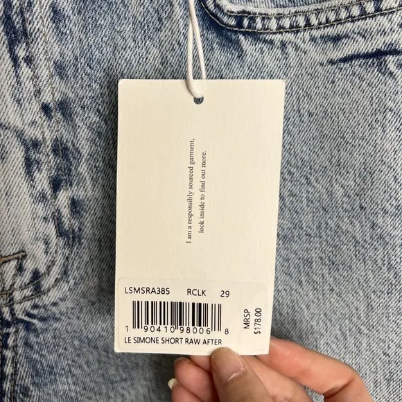 NWT FRAME Le Simone Raw Shorts