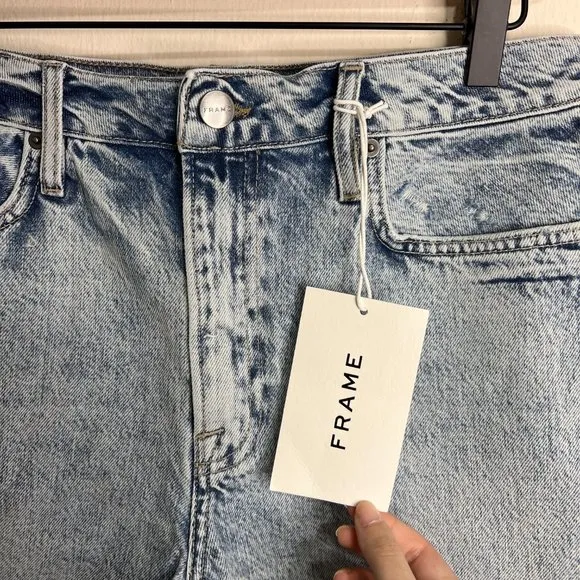 NWT FRAME Le Simone Raw Shorts