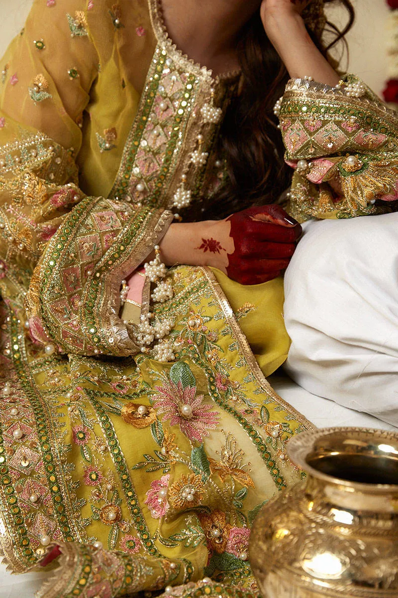 Royal Mehndi Dress in Embellished Kameez Trouser Style