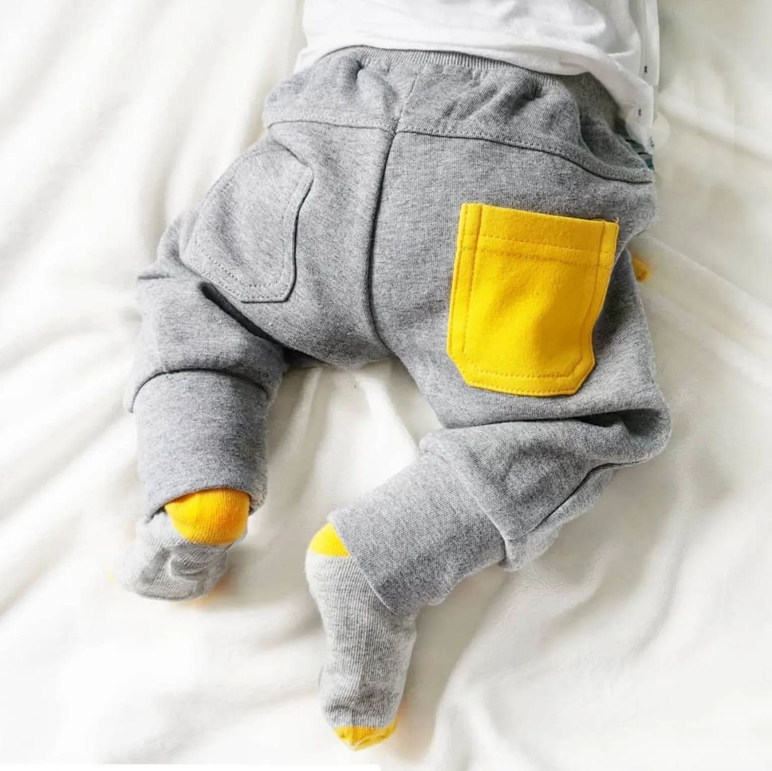 Sockatoos Original Joggers - YELLOW
