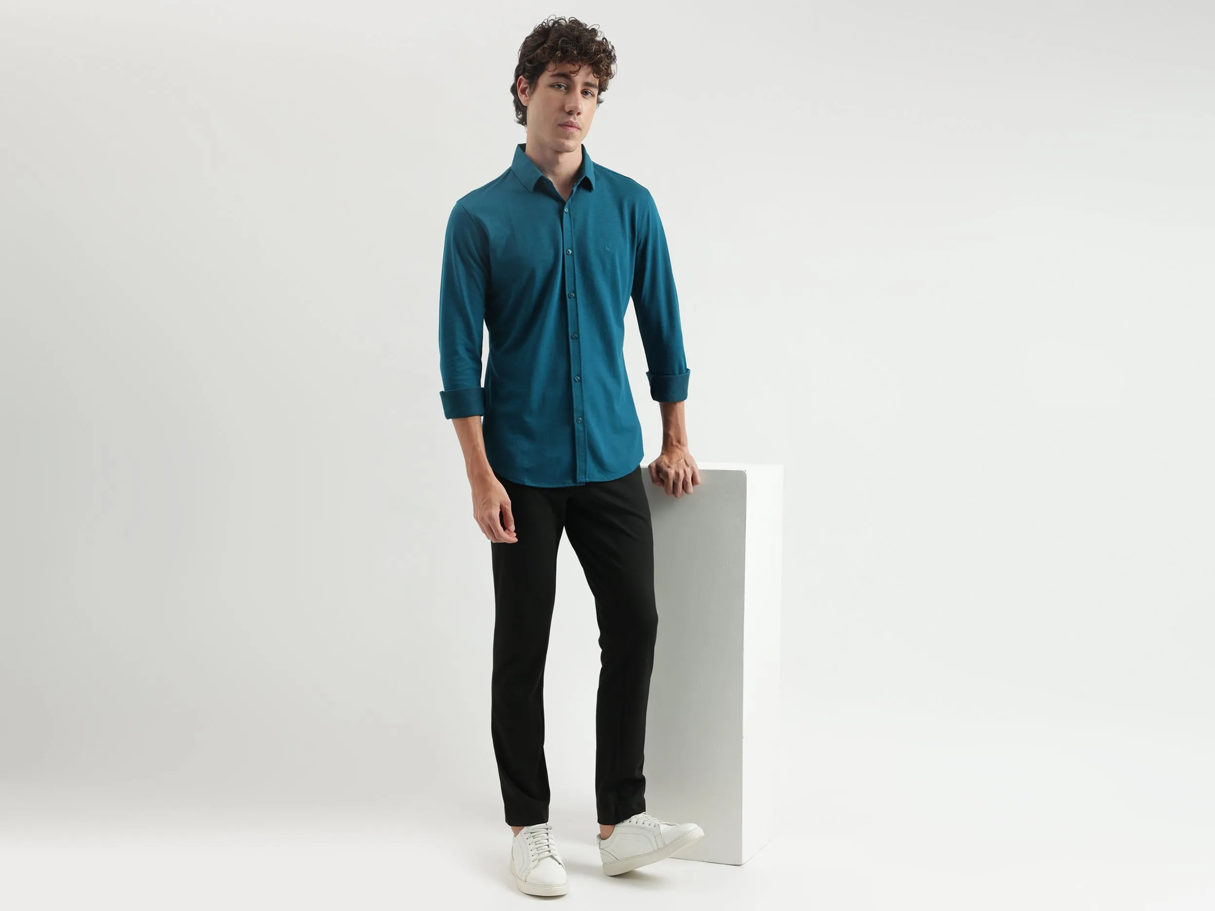Solid Pattern Slim Fit Trousers