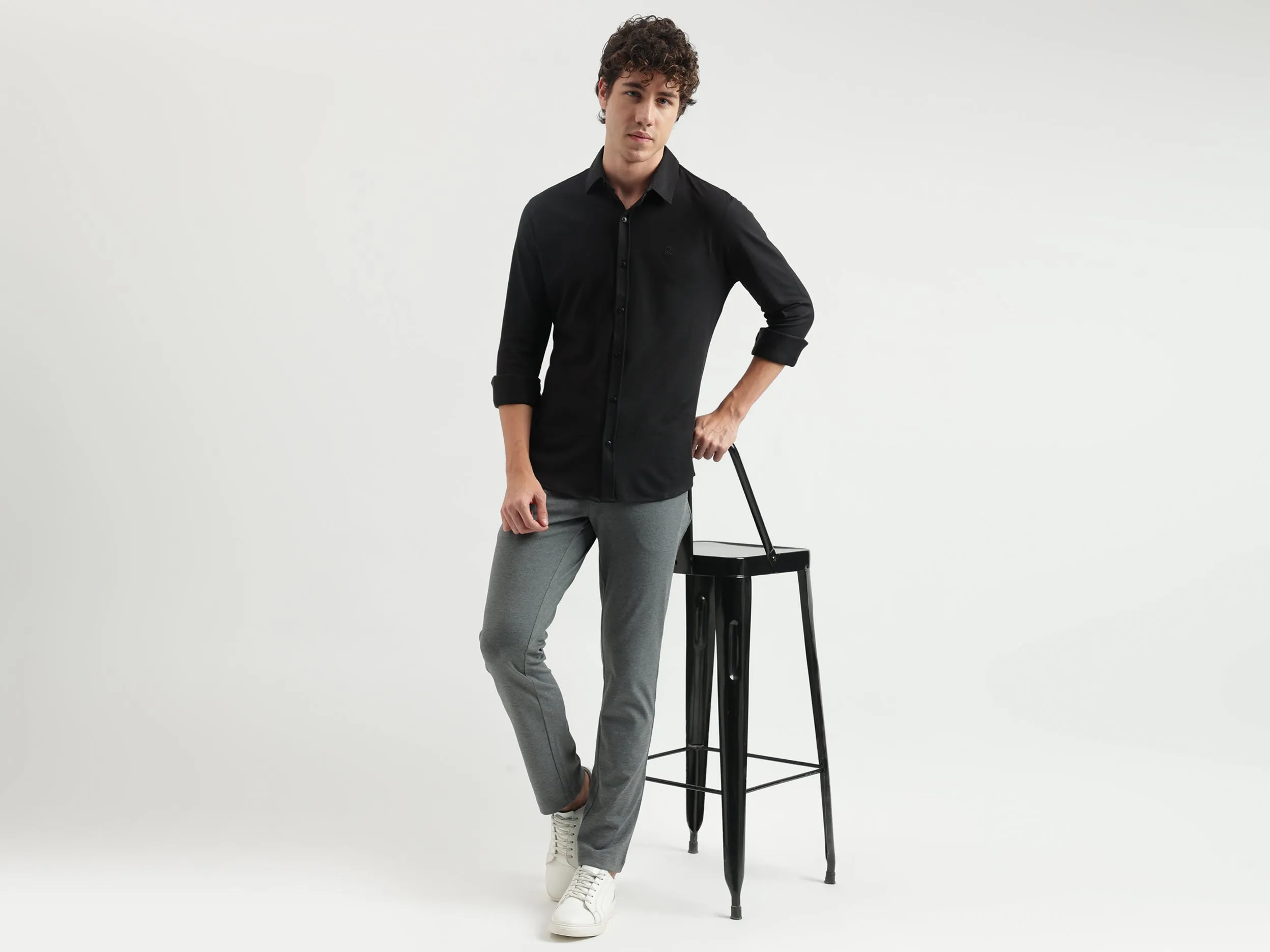 Solid Pattern Slim Fit Trousers