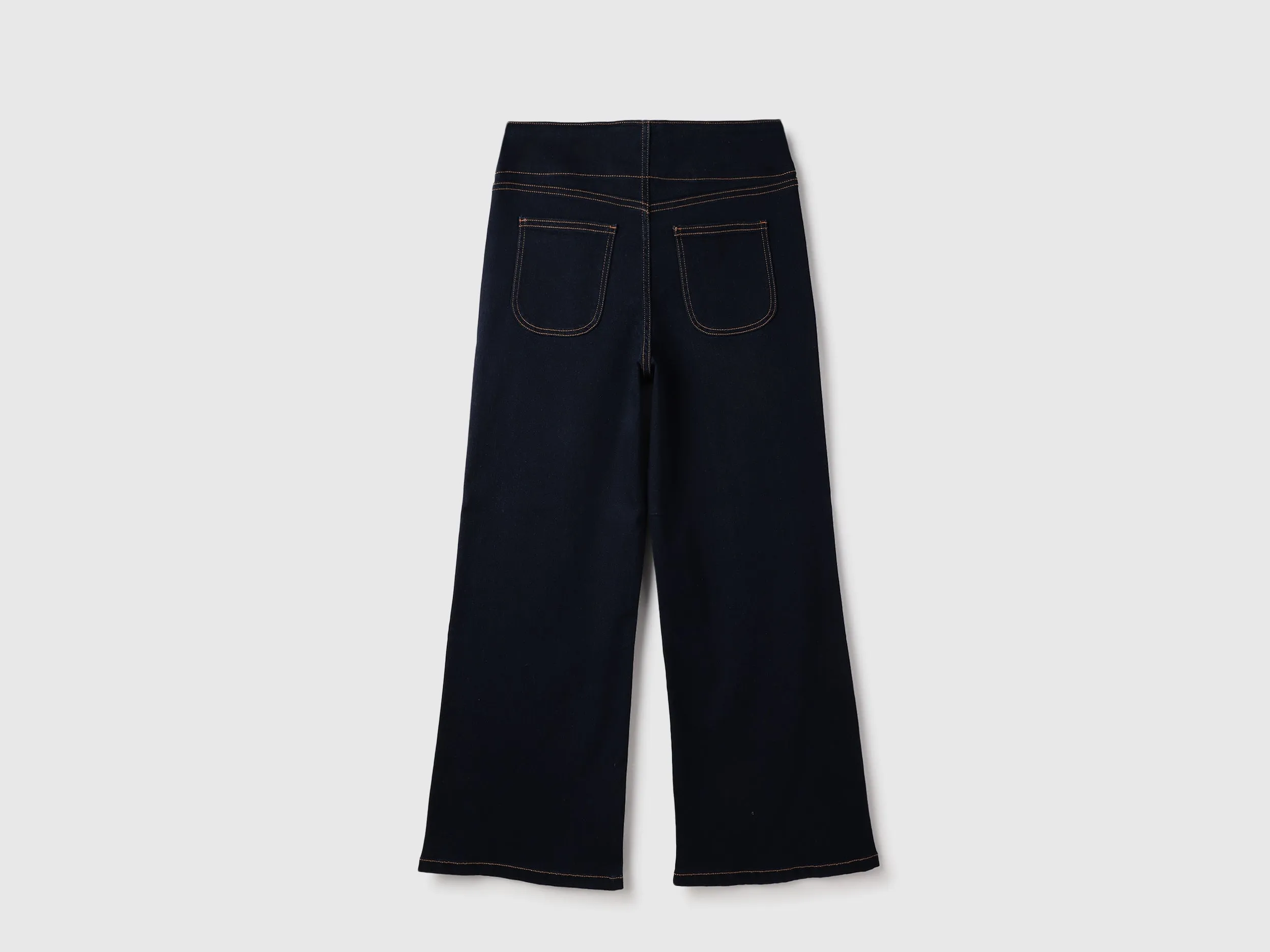 Solid Wide Leg Fit Trousers
