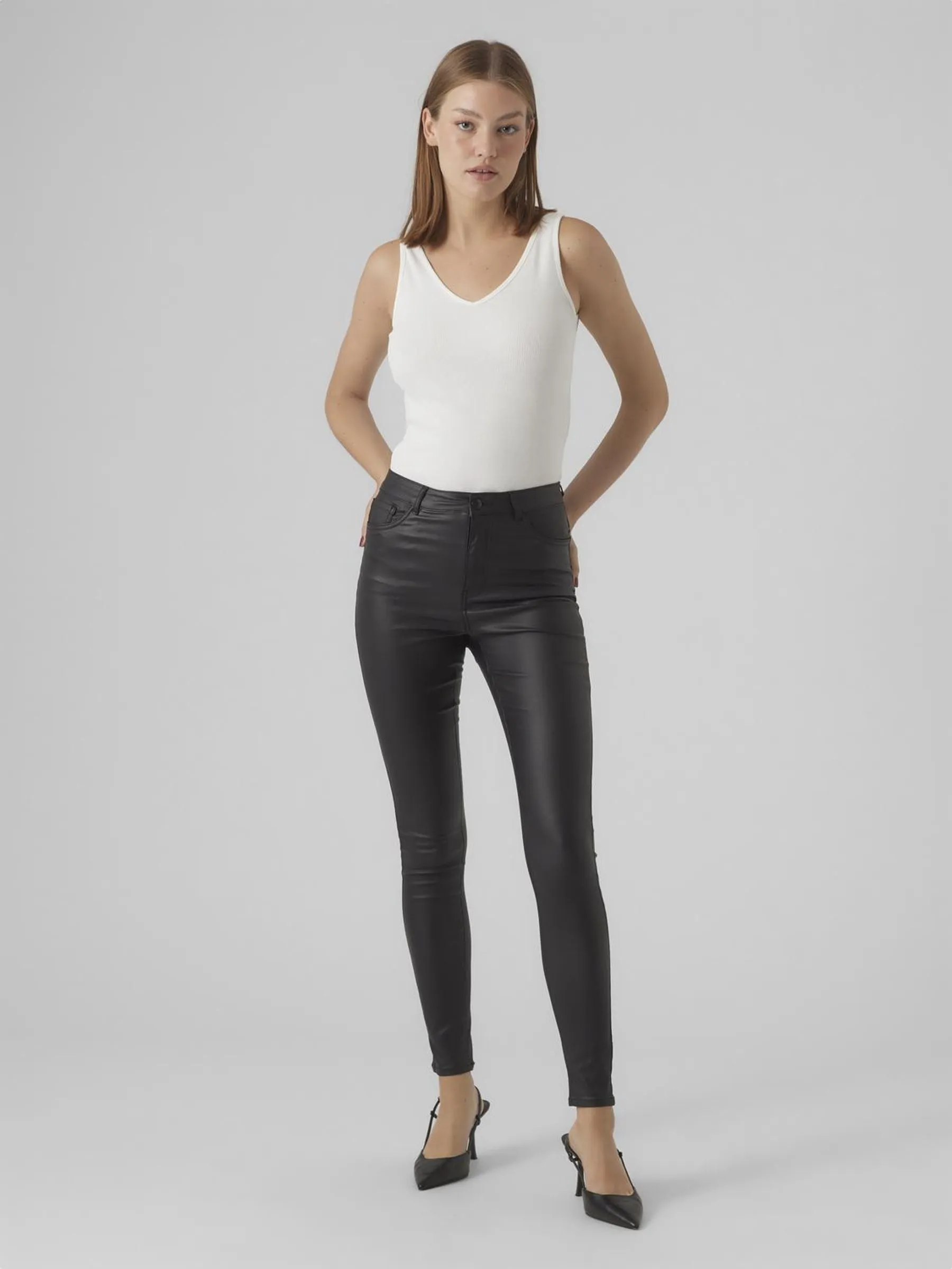 sophia High rise Skinny Coated Jean - Black