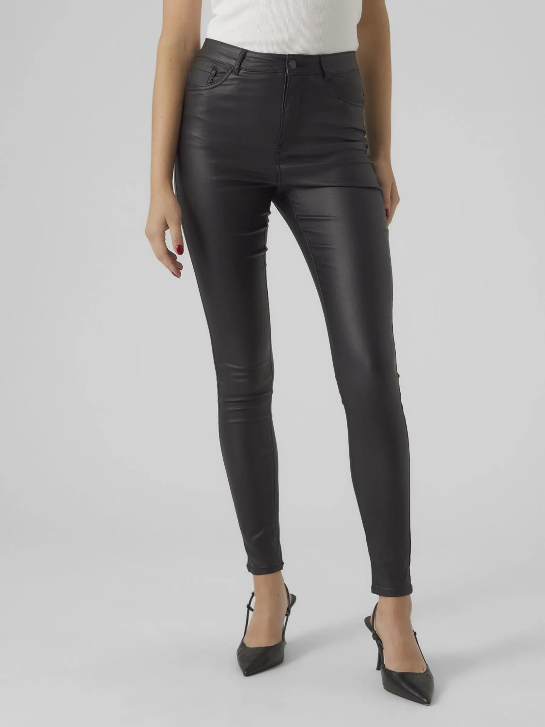 sophia High rise Skinny Coated Jean - Black