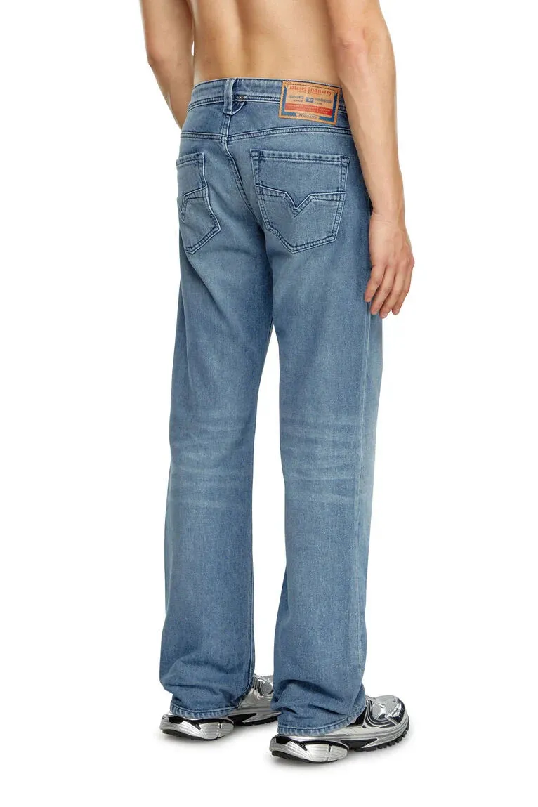 Straight Fit Comfort Denim Jeans – Ethan