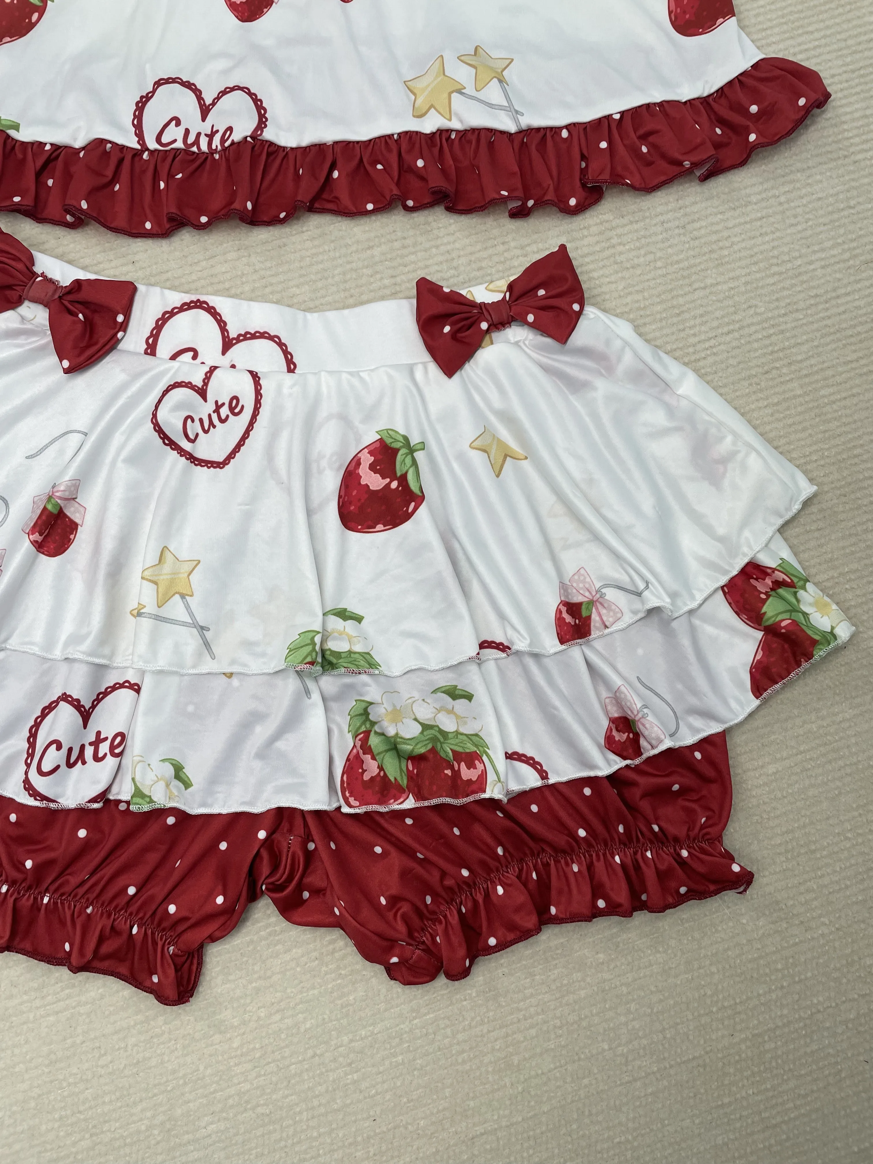 Strawberry Ruffle Two-Piece Loungewear Set with Built-in Shorts – Cute Summer Home Outfit