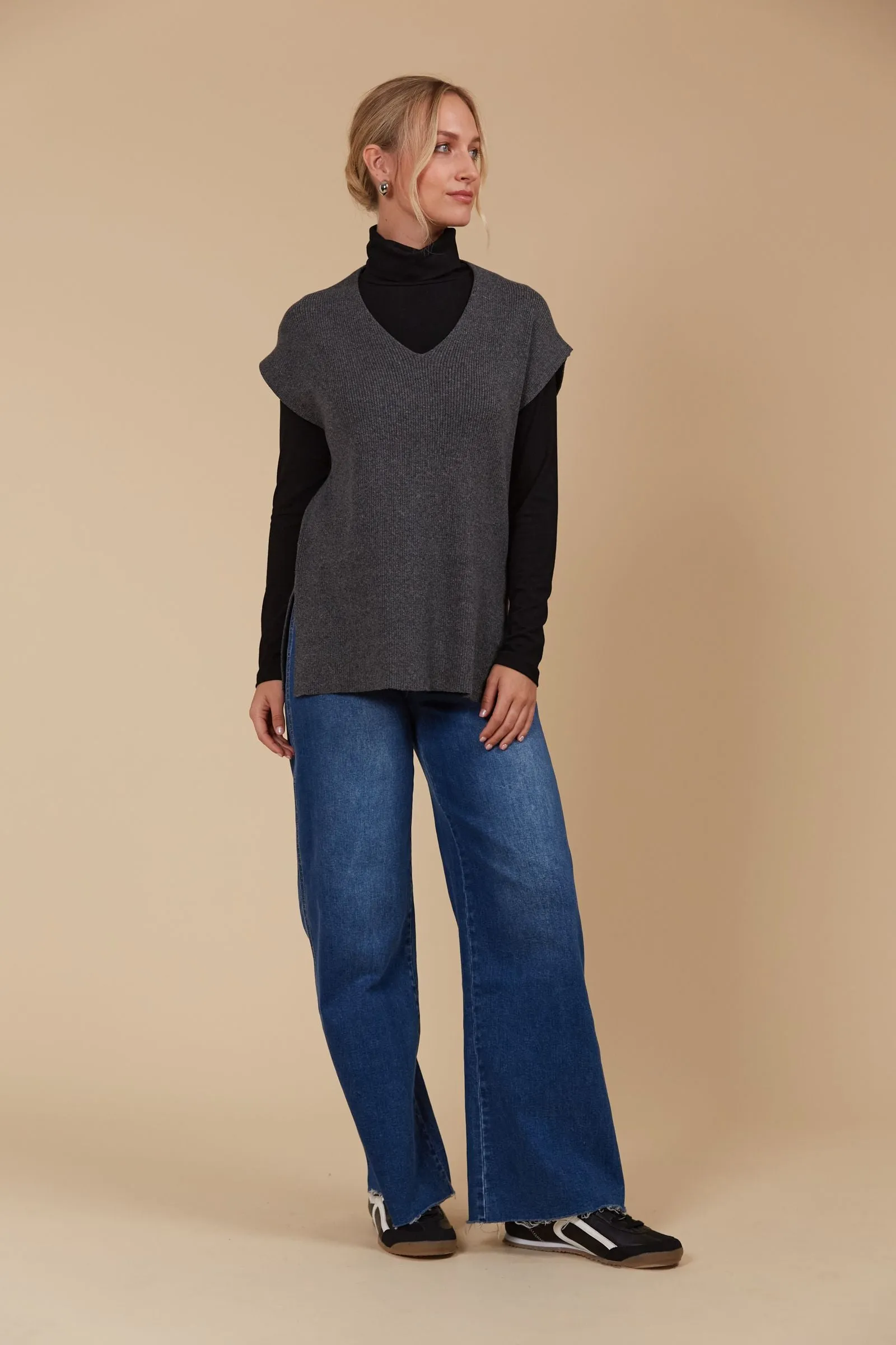 Tala Knit Vest - Ash
