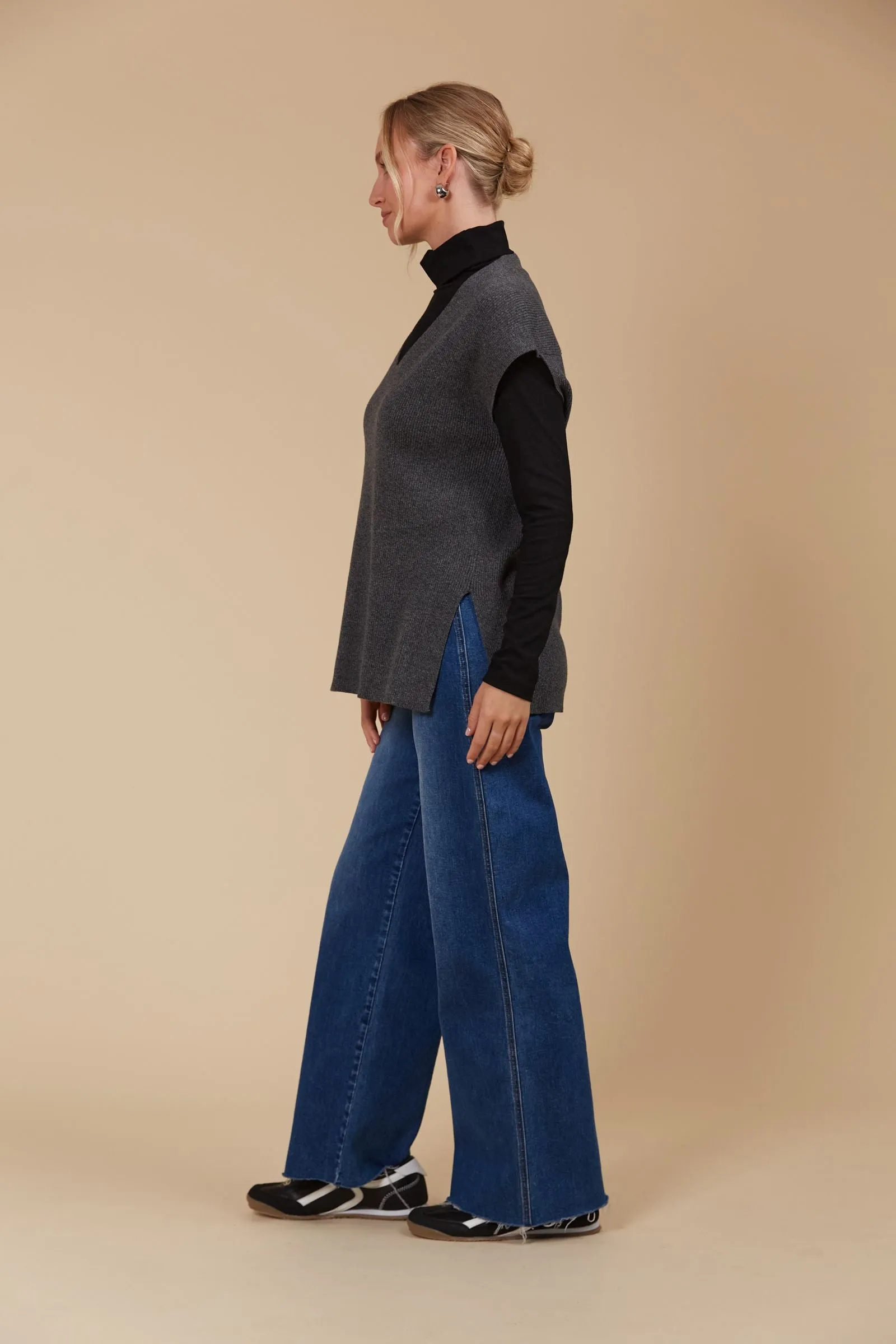 Tala Knit Vest - Ash