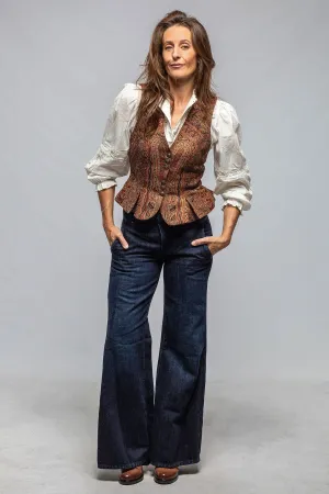 Tavira Paisley Jacquard Vest In Burgundy