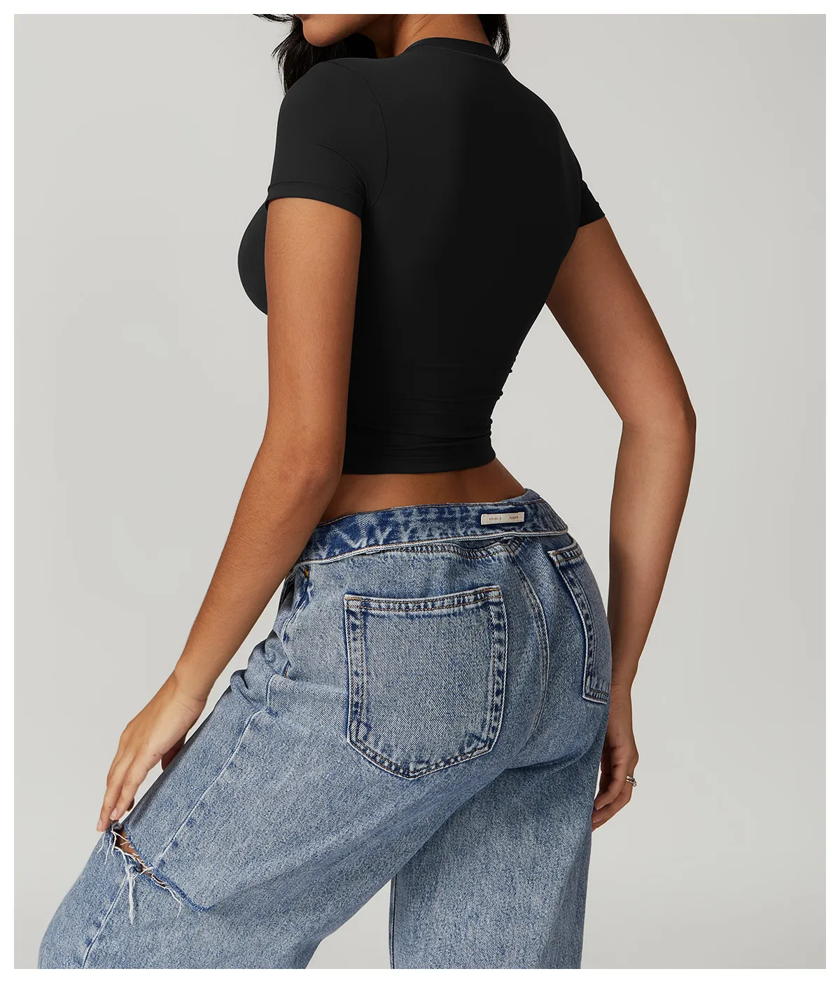 Trendy Ease Women's Cropped T-Shirt