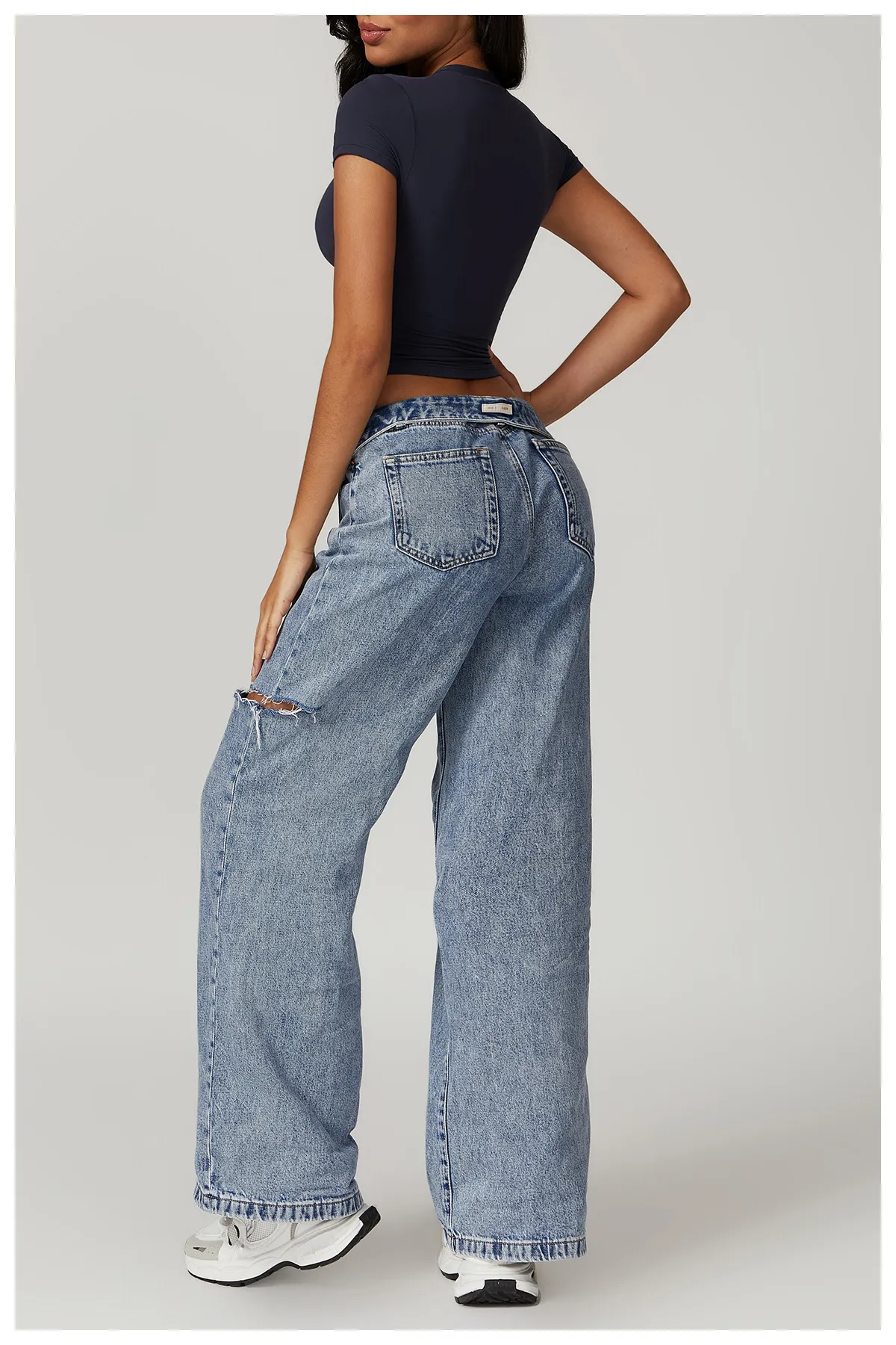 Trendy Ease Women's Cropped T-Shirt