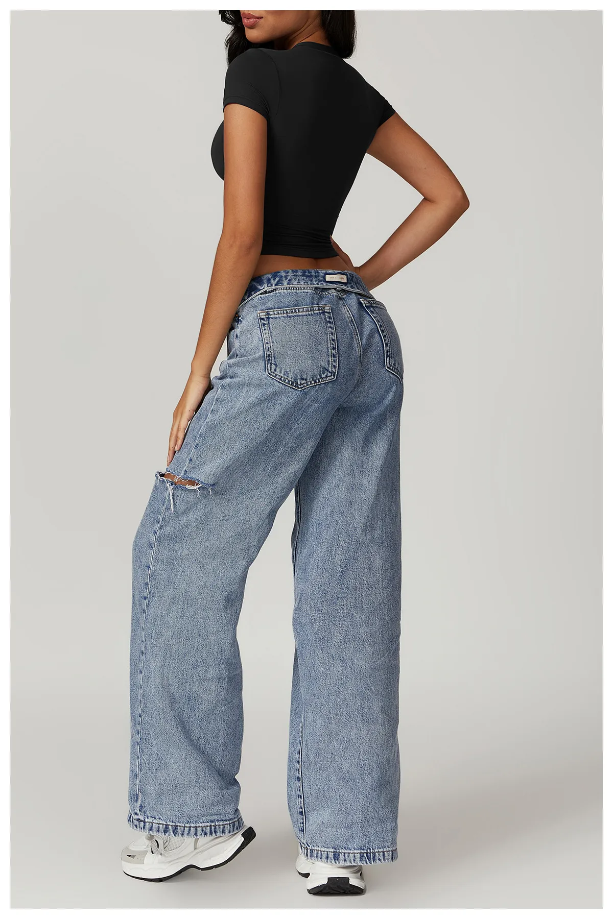 Trendy Ease Women's Cropped T-Shirt
