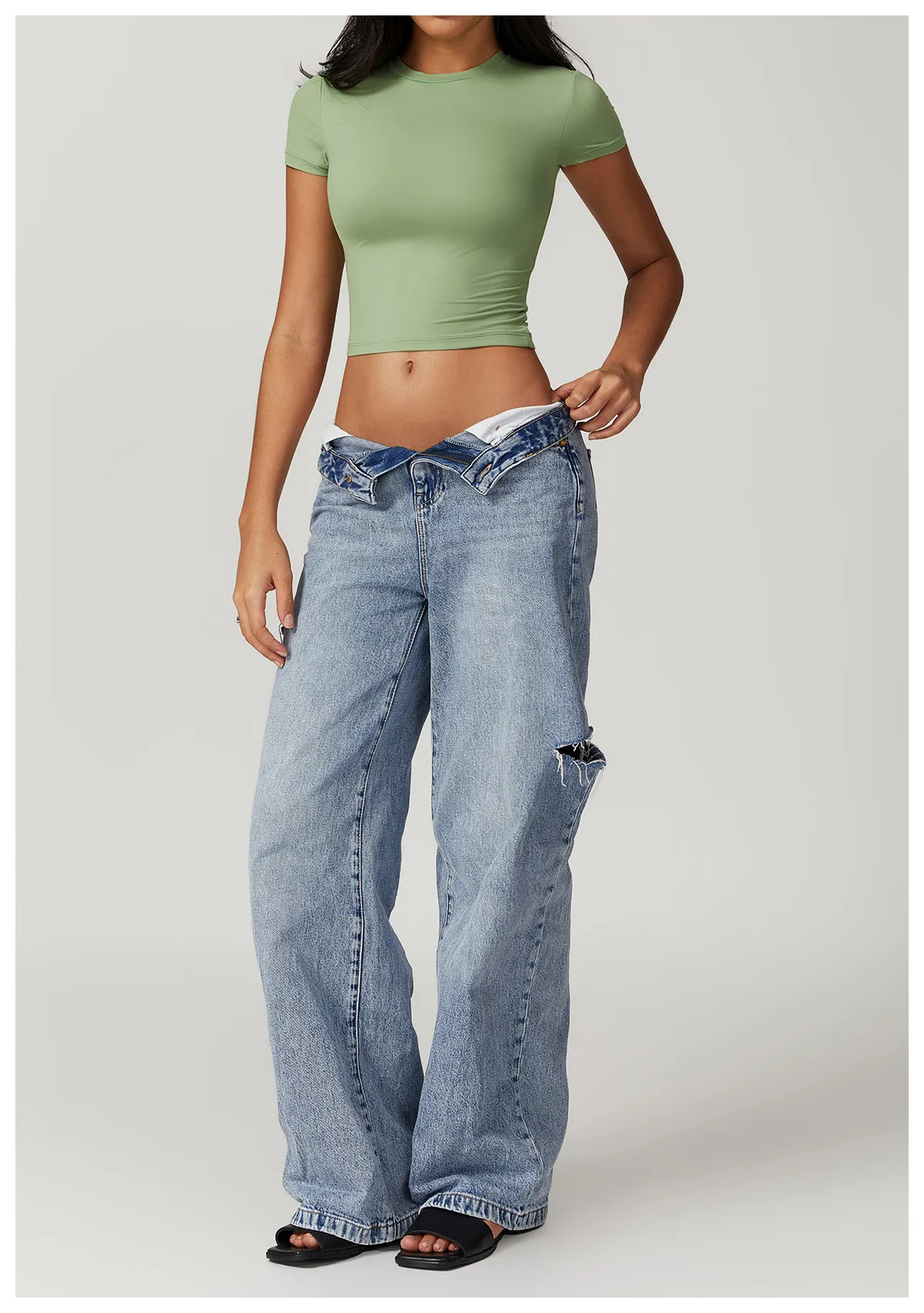 Trendy Ease Women's Cropped T-Shirt